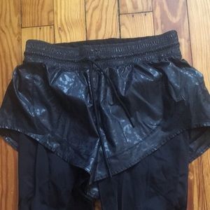 Athleta NWOT Rainier 2 in 1 Tight M